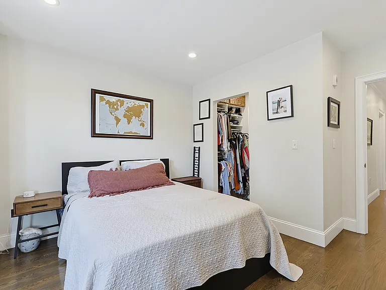 498 Sumner St #1 — Photo 11