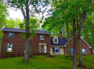 1520 Stonehenge Rd, Charleston, WV 25314