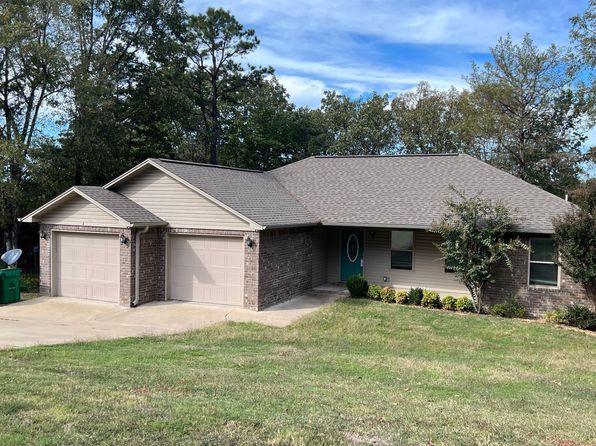 4 Willow Oak Ln