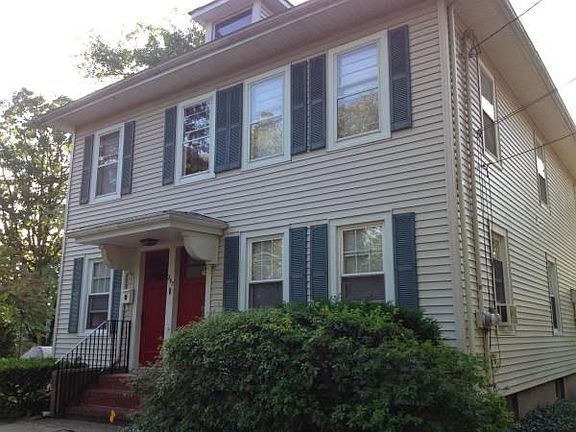 5th image of 245 Erie Ave