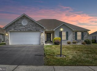 46 Burwick Dr, Mechanicsburg, PA 17050