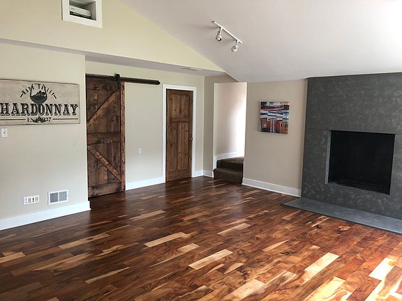3rd image of 1369 Stanwood Dr NW