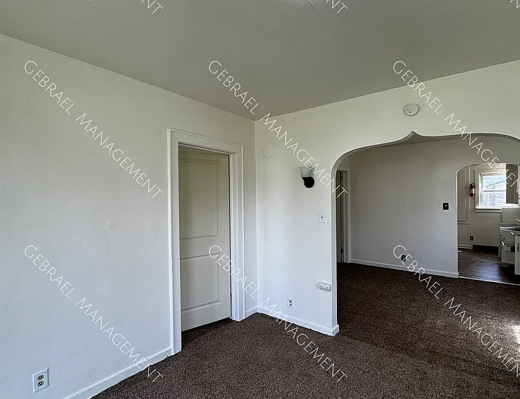 2662 Brunkow Ct — Photo 3