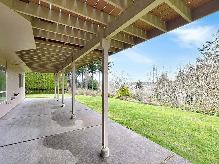 14329 Gibralter Rd — Photo 17