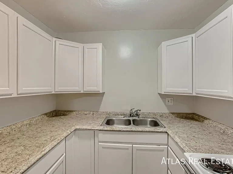 2929 W Colorado Ave #37 — Photo 11