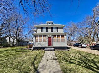 134 N Park St NE, Wagner, SD 57380