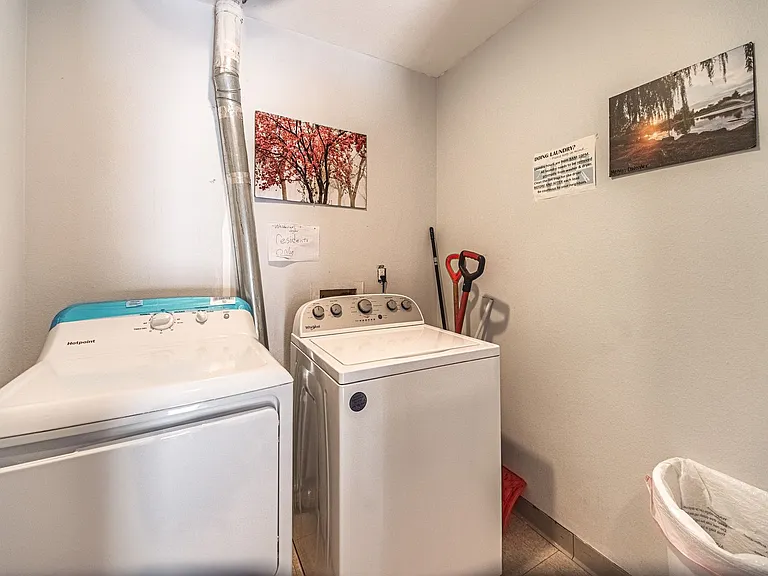 1765 Zebulon Dr #D — Photo 11