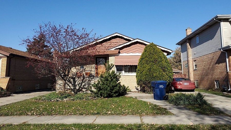 1st image of 2908 W 100th Pl