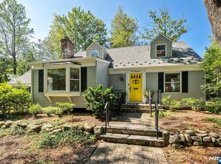 141 Morton Dr, Ramsey, NJ 07446