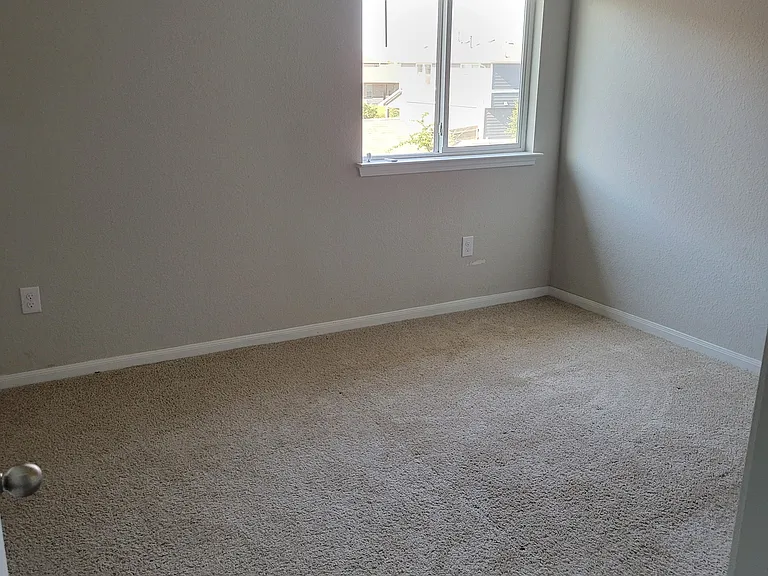 10508 Fulton Ave — Photo 10