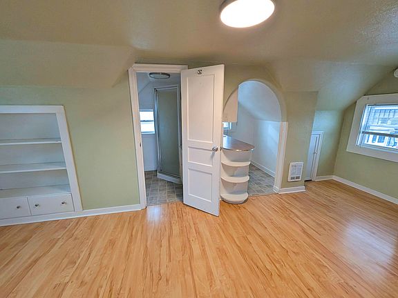 2nd image of 306 2nd St NE APT 5