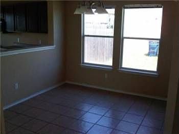 3rd image of 219 Paddington Way