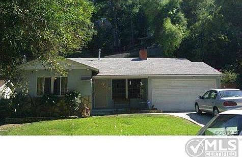 1st image of 21464 Providencia St