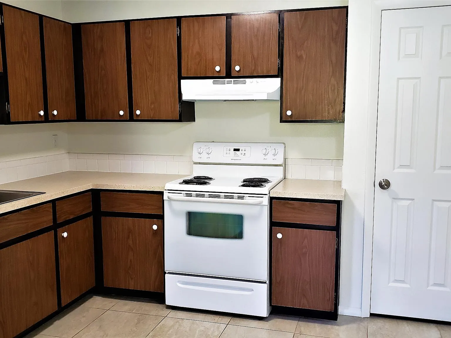 Fort Collins Best Kept Secret Avail 1/1 — Photo 2