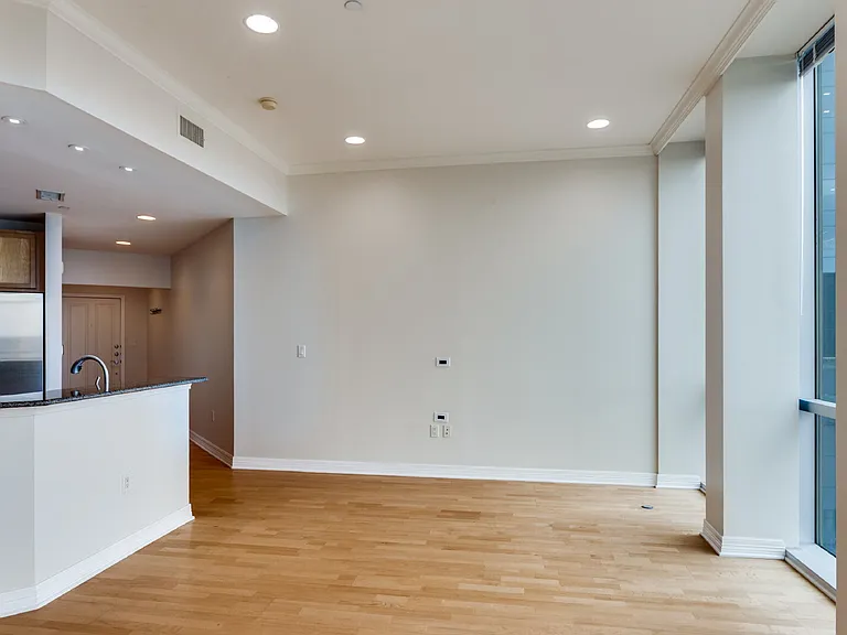 500 Throckmorton St #1206 — Photo 5