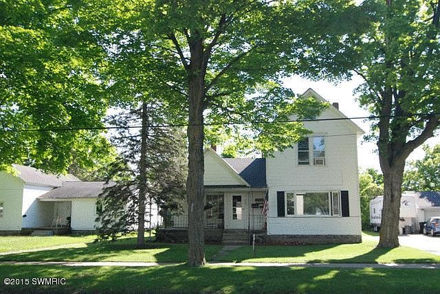 1st image of 807 N 4th Ave