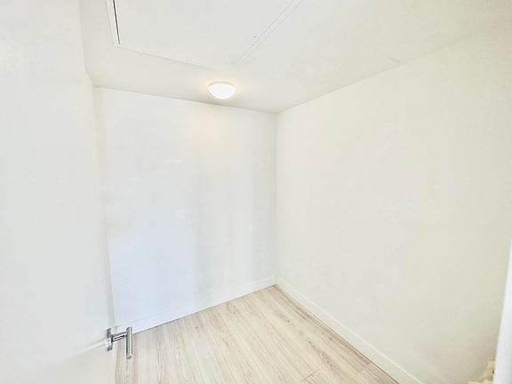 3rd image of 1133 Hornby St #1608