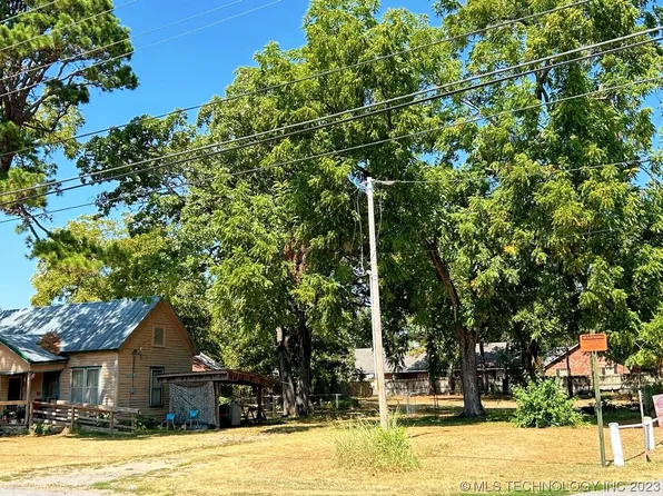 420 W Allen Rd, Tahlequah, OK 74464