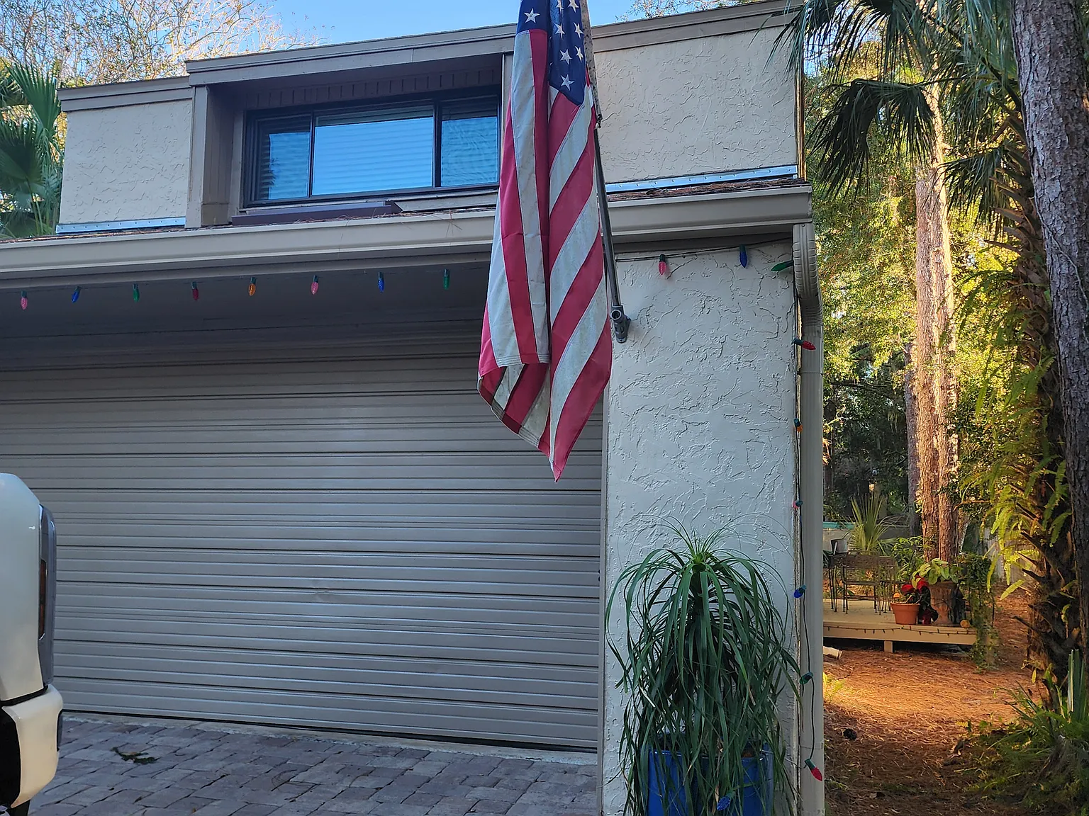 4 bed, 2.5 bath, 2743 sqft, $3,500 — Photo 3