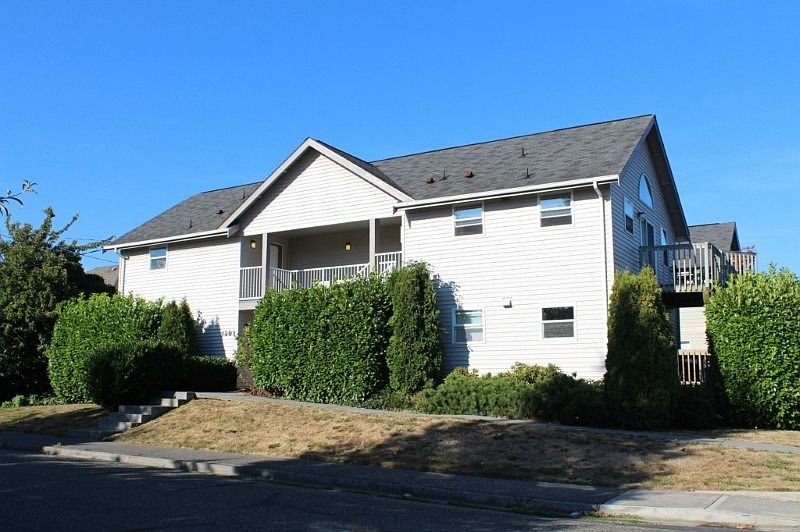 Building Photo 3