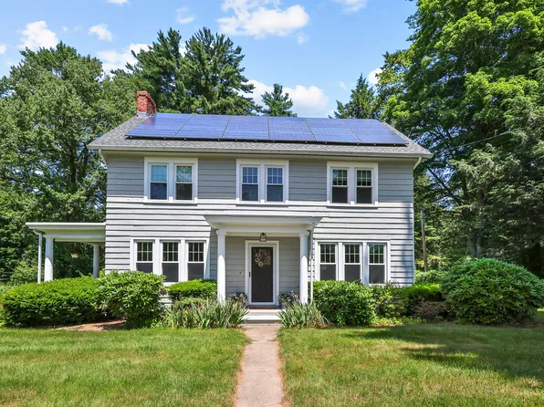 6 Riverside Road, Simsbury, CT 06070