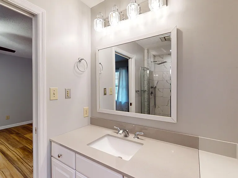 8 Shadow Dr — Photo 26