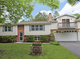 23741 N Overhill Dr, Lake Zurich, IL 60047