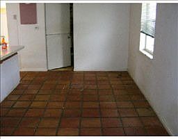 3rd image of 860 NE 58th Ct