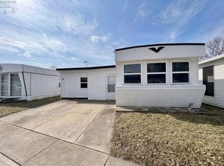 60 N State Route 101 #14, Tiffin, OH