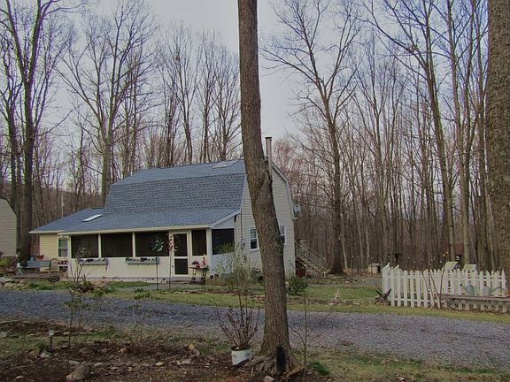 Herb garden in the front