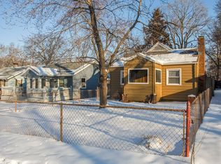 100 W 79th St, Kansas City, MO 64114