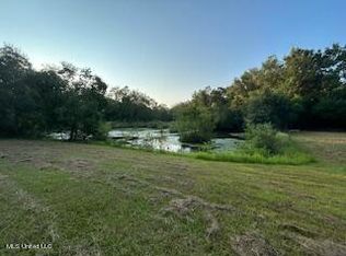 Red Oak Ln, Lucedale, MS 39452