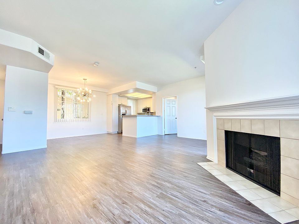 1st image of 1744 Butler Ave APT 103