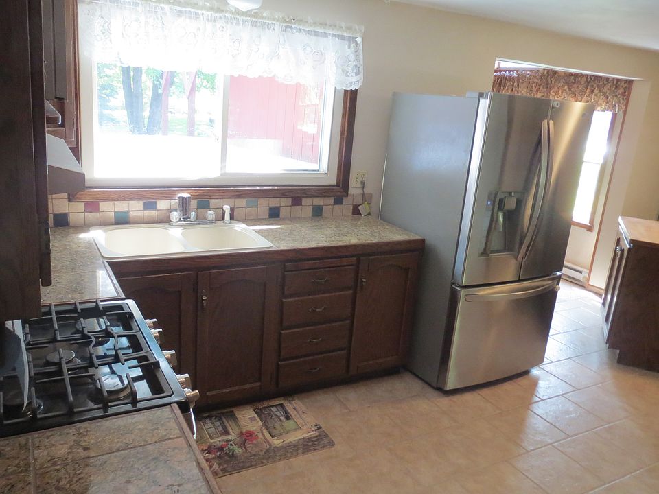 1st image of 1507 N Hinman Ave
