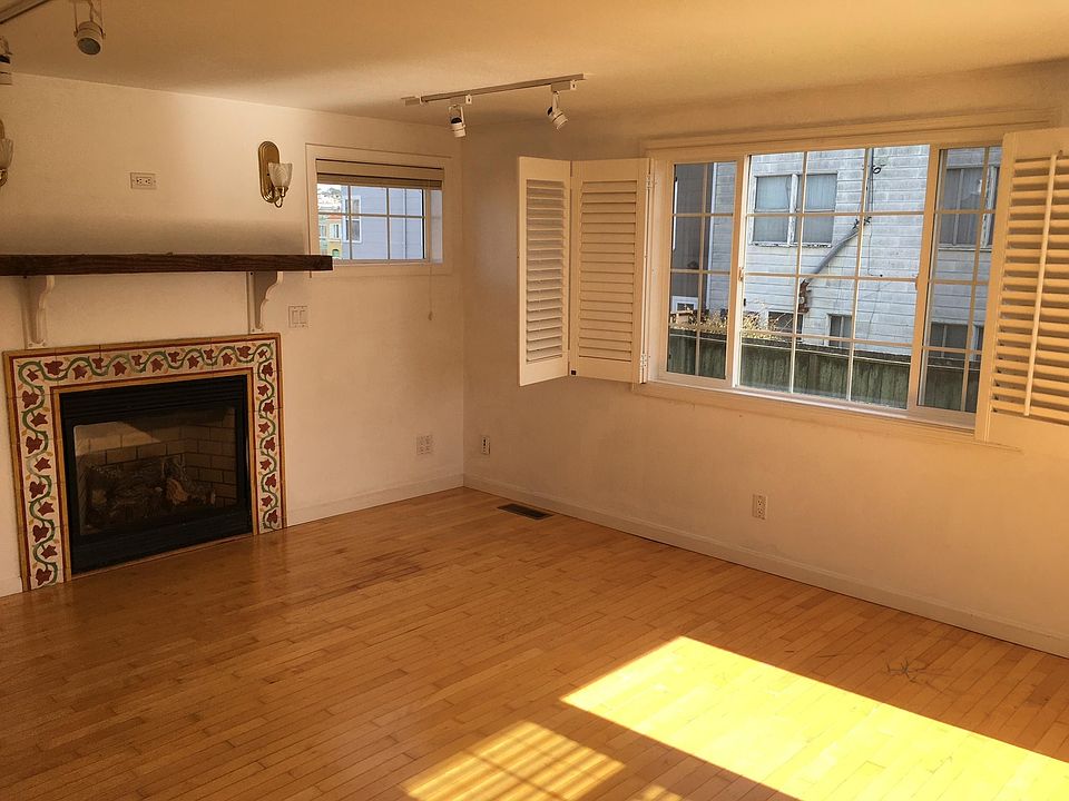 1st image of 3333 Quintara St