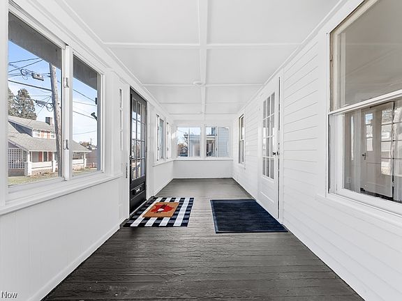 4th image of 128 Bishop St