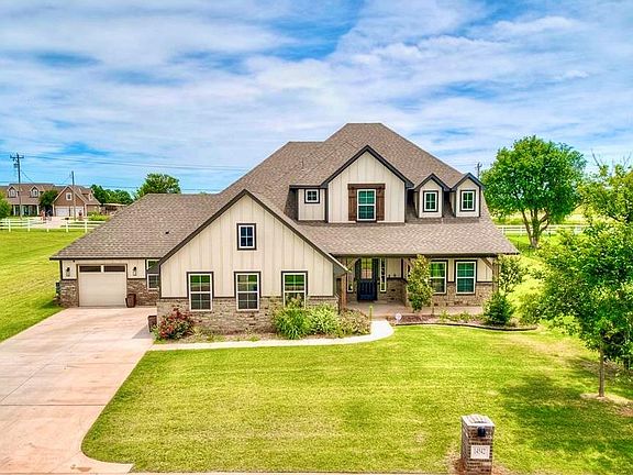 2nd image of 14542 Fox Lair Ln