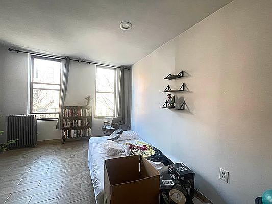 2nd image of 305 Troutman St APT 2L