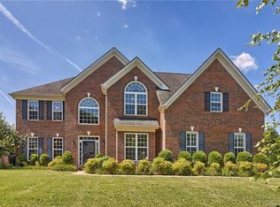 163 Winter Flake Dr, Statesville, NC 28677