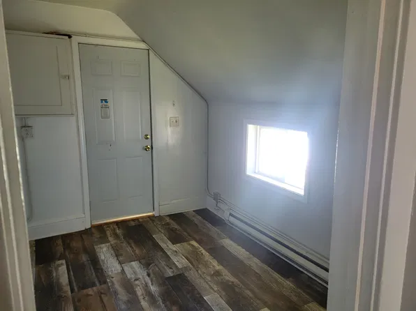 (undisclosed Address), Saint Paul, MN 55106