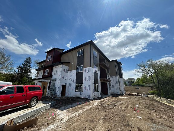 4th image of 6950 Hickman Rd #301A
