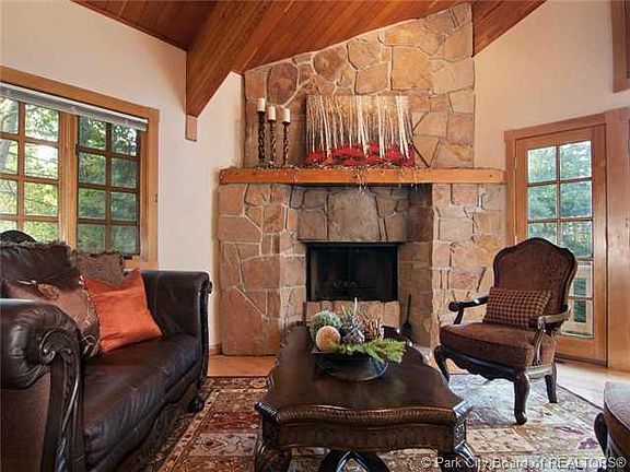 3rd image of 8020 Cache Dr #5