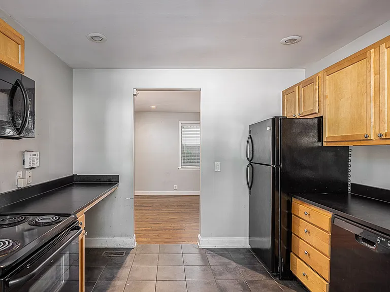 1412 Edgehill Ave #2 — Photo 12