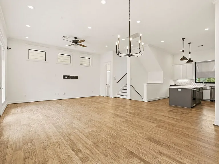 1723 W 14th St #B — Photo 11