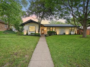 9941 Knoll Krest Dr, Dallas, TX 75238