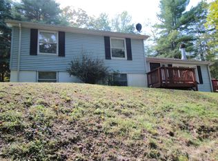 110 State Line Rd, Vestal, NY 13850