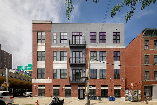 Rented by Brooklyn Group | media 18