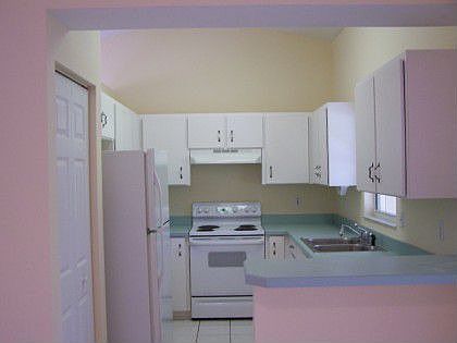 4th image of 39 Richardson Dr