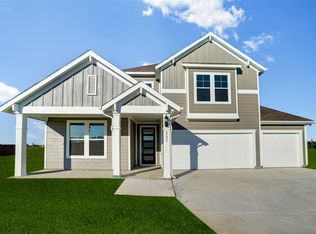 8526 Royal Star Rd, Rowlett, TX 75089