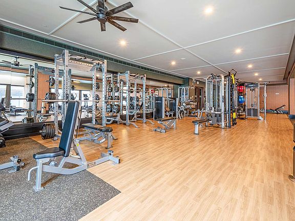 2nd image of 95 Wall St APT 1111